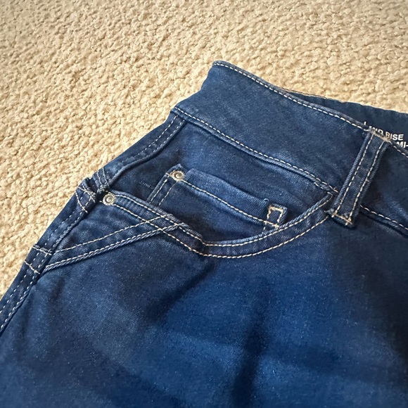 Ladies Denver Hayes Jeans - Size 8X34 - Picture 3 of 9